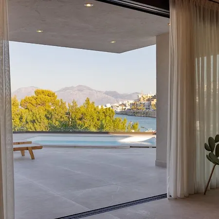 Anassa Apartman *